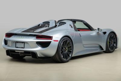 2015 Porsche 918 Spyder