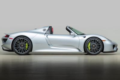 2015 Porsche 918 Spyder