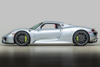 2015 Porsche 918 Spyder