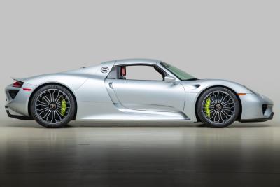 2015 Porsche 918 Spyder