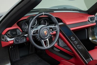 2015 Porsche 918 Spyder