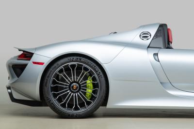 2015 Porsche 918 Spyder