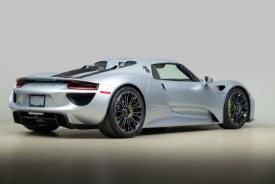 2015 Porsche 918 Spyder