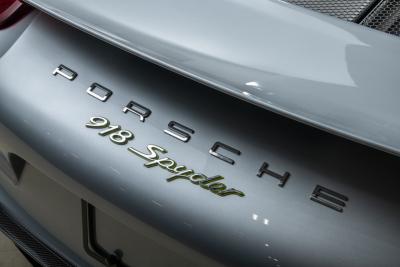 2015 Porsche 918 Spyder