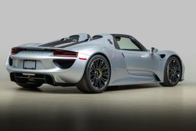 2015 Porsche 918 Spyder