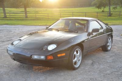 1987 Porsche 928 S4
