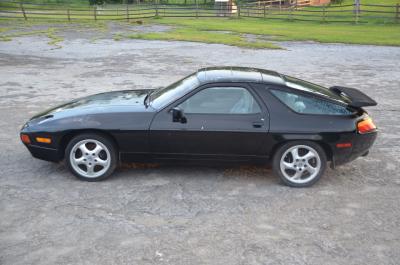 1987 Porsche 928 S4