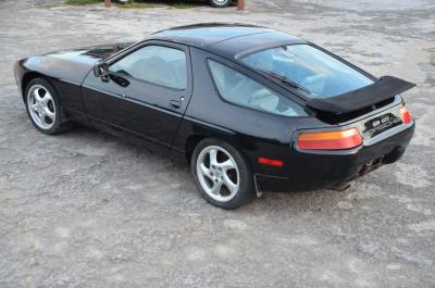 1987 Porsche 928 S4