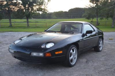1987 Porsche 928 S4