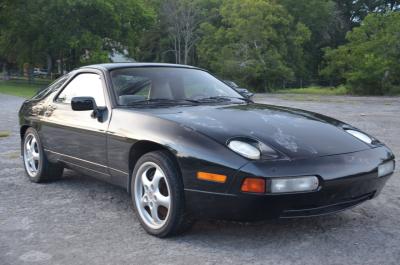 1987 Porsche 928 S4