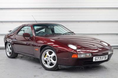 1989 Porsche 928 S4