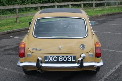 1972 MG B GT V8