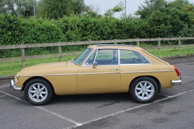 1972 MG B GT V8