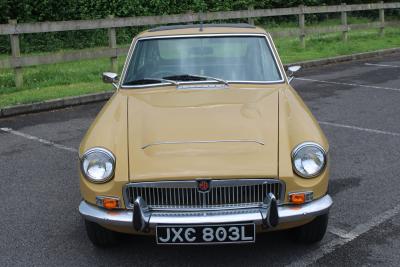 1972 MG B GT V8