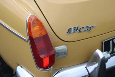 1972 MG B GT V8