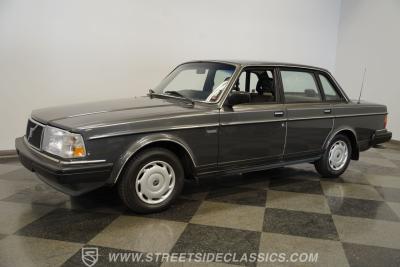 1988 Volvo 240DL