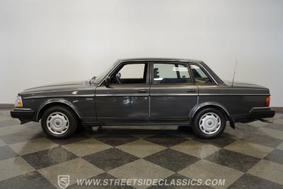 1988 Volvo 240DL