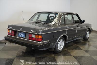 1988 Volvo 240DL