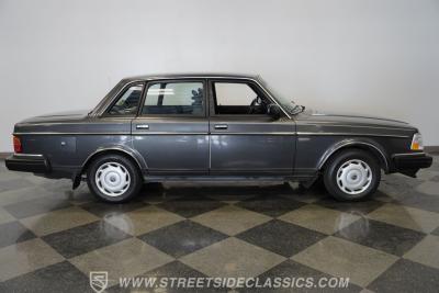 1988 Volvo 240DL