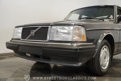 1988 Volvo 240DL