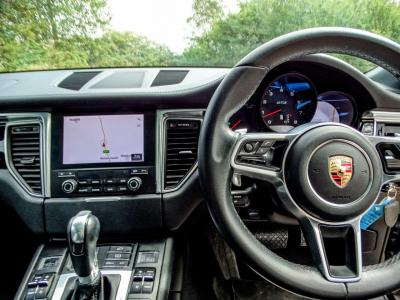 2017 Porsche 3.0T V6 GTS PDK 4WD Euro 6 (s/s) 5dr
