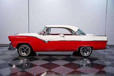 1955 Ford Fairlane Victoria