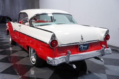1955 Ford Fairlane Victoria