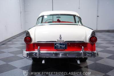 1955 Ford Fairlane Victoria