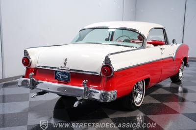 1955 Ford Fairlane Victoria