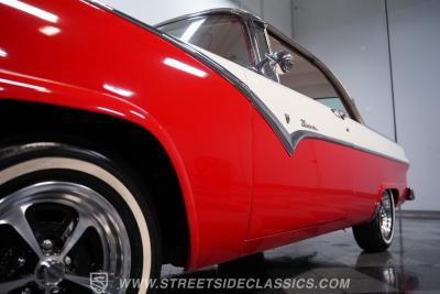 1955 Ford Fairlane Victoria