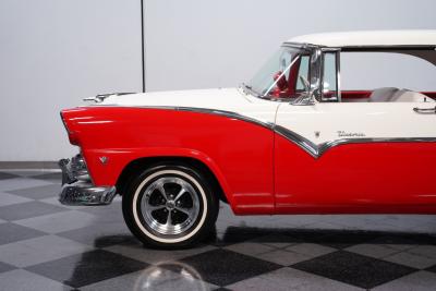 1955 Ford Fairlane Victoria