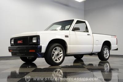 1989 GMC S15 V8 Restomod