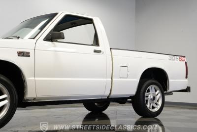 1989 GMC S15 V8 Restomod