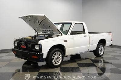 1989 GMC S15 V8 Restomod