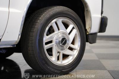 1989 GMC S15 V8 Restomod