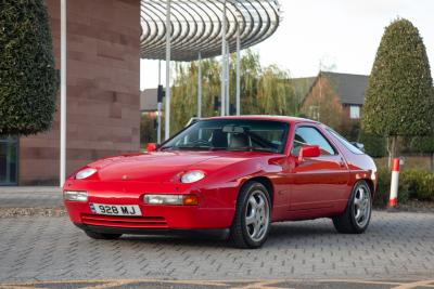 1988 Porsche 928 S4