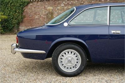 1974 Alfa Romeo GTV 2000 Bertone &ldquo;Blu Ollandese over Naturale&rdquo;
