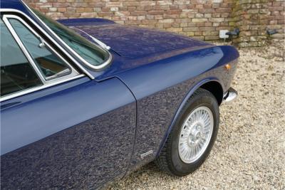 1974 Alfa Romeo GTV 2000 Bertone &ldquo;Blu Ollandese over Naturale&rdquo;