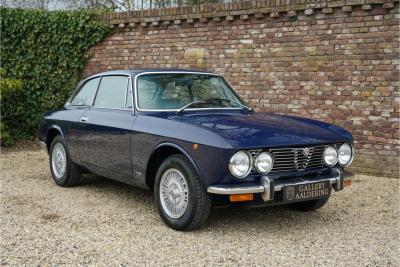 1974 Alfa Romeo GTV 2000 Bertone &ldquo;Blu Ollandese over Naturale&rdquo;