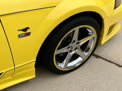2002 Ford Saleen Mustang