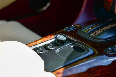 1997 Aston Martin DB7 i6