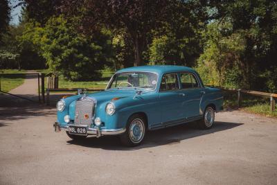 1956 Mercedes - Benz 220a Ponton