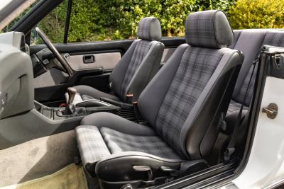 1990 BMW E30 325i Cabriolet