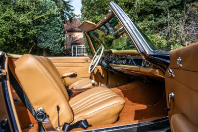 1966 Mercedes - Benz 230 SL Pagoda
