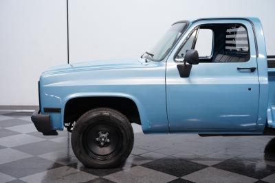 1985 Chevrolet C10 Stepside LS Restomod