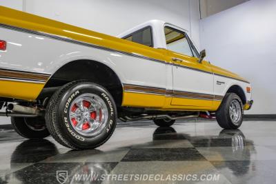 1972 Chevrolet C10 Custom Deluxe