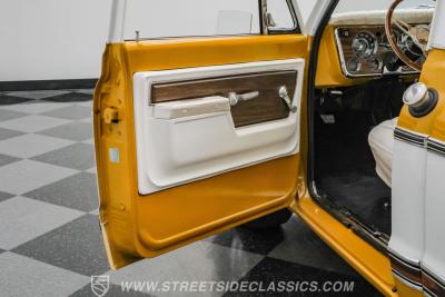 1972 Chevrolet C10 Custom Deluxe