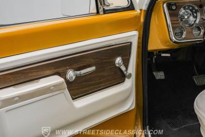 1972 Chevrolet C10 Custom Deluxe