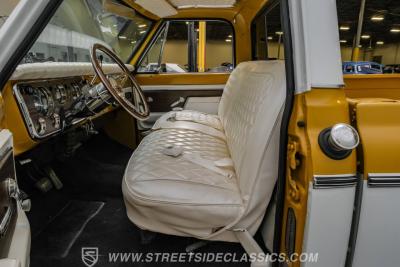 1972 Chevrolet C10 Custom Deluxe