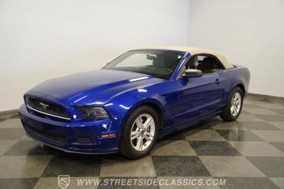 2014 Ford Mustang Convertible